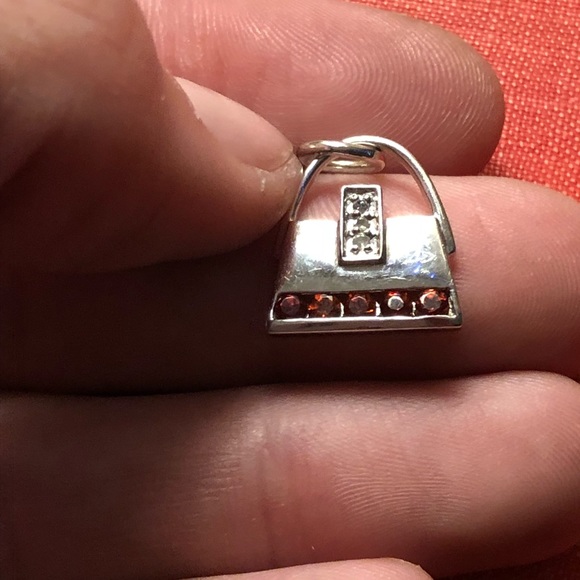 10k 3g solid gold stamped ruby diamond pendant - Picture 4 of 5